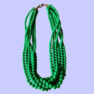 Elegant Green Beaded Necklace